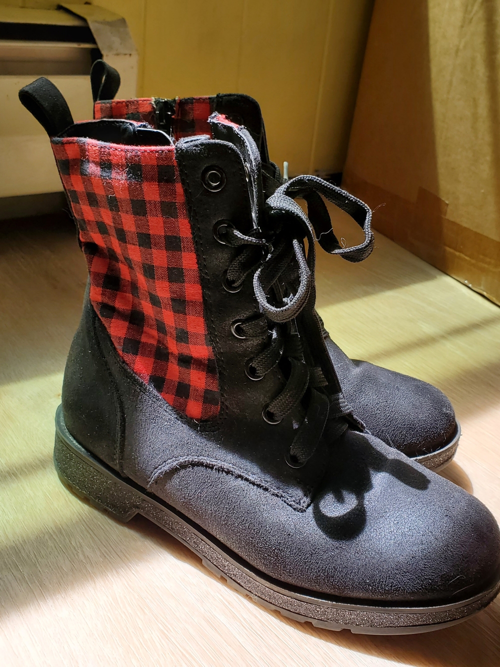 Black Zip- UP Boots/ Red Plaid (SIZE 2)